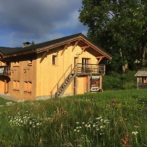 https://le-grenier-a-luge.hotels-rhonealpes.com