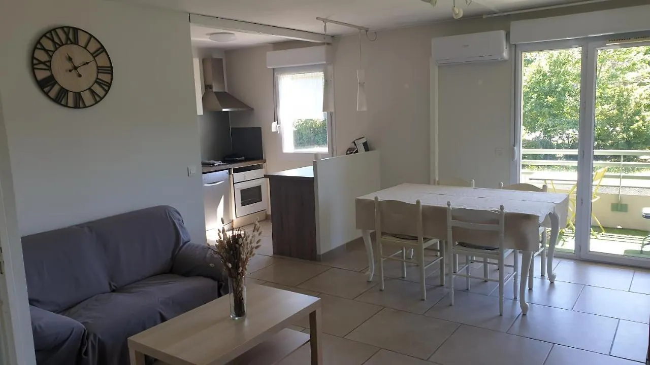 Agroparc-Appartement Climatise 4 Pers Awinion