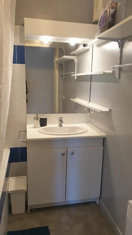 Appartement Logement reposant, sécurisé et climatisé à Avignon 0*,  France